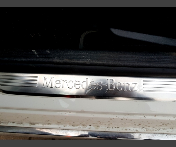 Mercedes C300 W205 4MATIC 2.0 benzyna 245km niski przebieg FV23%
